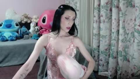 Snapshot of maddison_summer chatting on 06-26-26, 10:47 Maddison Summer online show from 06-26-26, 10:47