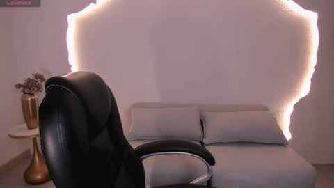 Maddison online show from 06-10-26, 07:57