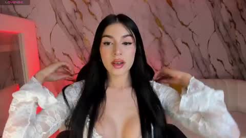Maddison online show from 07-12-26, 05:37
