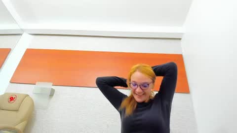 Snapshot of maddy_cartter chatting on 06-08-26, 11:32 maddy cartter online show from 06-08-26, 11:32