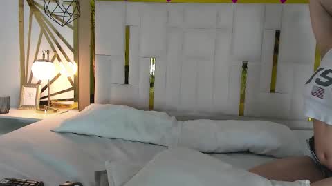 Maddy  online show from 09-10-25, 12:05
