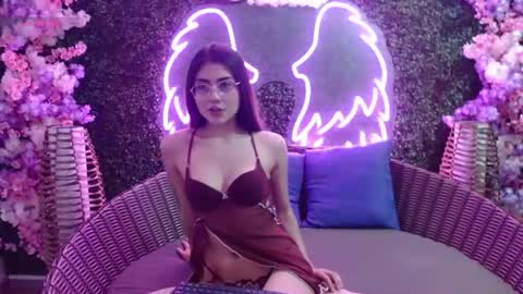 Snapshot of maddy_kind chatting on 07-09-26, 03:54 maddy_kind online show from 07-09-26, 03:54