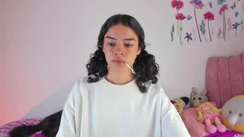 maddy_parker__ online show from 04-06-26, 10:33