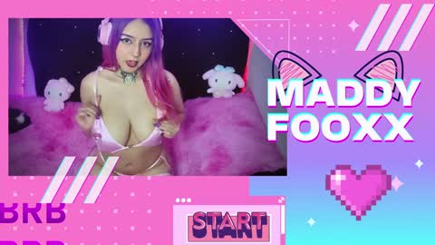 Maddy Foox online show from 01-04-25, 01:52