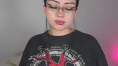   Please followme and rate me your thumbs up online show from 01-06-26, 11:18