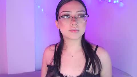 Snapshot of maddyghost chatting on 04-10-26, 08:13 Please followme and rate me your thumbs up online show from 04-10-26, 08:13
