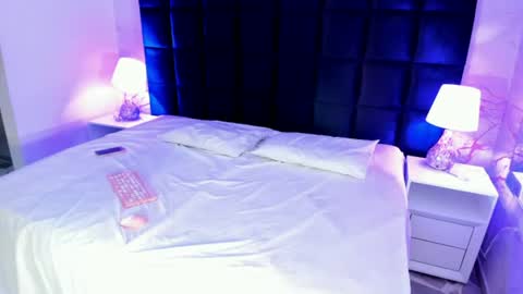 Snapshot of maddysexx_ chatting on 07-17-26, 11:39 Maddy online show from 07-17-26, 11:39