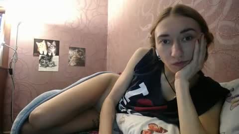 Julia online show from 12-03-24, 01:54