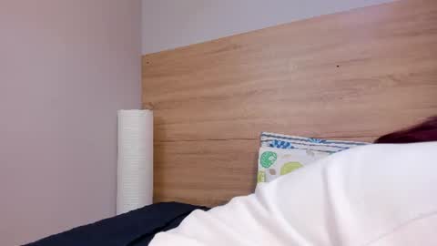 Snapshot of madelaine_blosson chatting on 07-10-26, 10:18 Madelaine online show from 07-10-26, 10:18