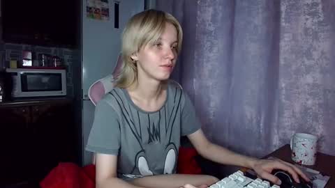 Snapshot of madelaines chatting on 06-29-26, 10:32 madelaines online show from 06-29-26, 10:32