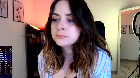 madelamee online show from 04-24-26, 10:23