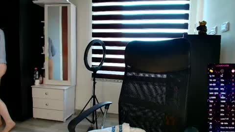 Snapshot of madelamee chatting on 06-03-26, 09:42 madelamee online show from 06-03-26, 09:42