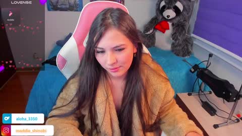 Snapshot of madeleine_shinobi chatting on 01-27-25, 05:47 Emily Only Fans online show from 01-27-25, 05:47