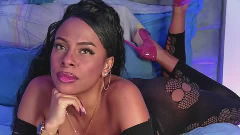 Snapshot of madeleinxxx_ chatting on 12-11-24, 11:51 madeleinxxx_ online show from 12-11-24, 11:51