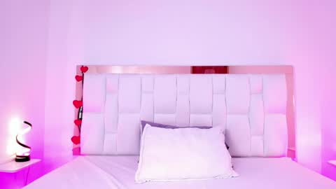 Madeline  online show from 04-11-26, 07:07