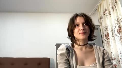 madelynsojourner online show from 05-09-26, 03:12