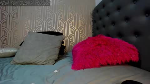 Snapshot of madison_milan chatting on 02-01-25, 04:56 online show from 02-01-25, 04:56