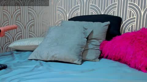 Snapshot of madison_milan chatting on 02-08-25, 04:47 online show from 02-08-25, 04:47