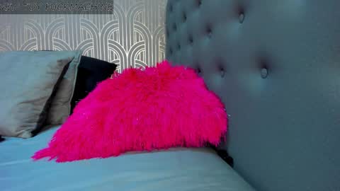 Snapshot of madison_milan chatting on 02-10-25, 11:13 online show from 02-10-25, 11:13