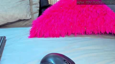 Snapshot of madison_milan chatting on 03-09-25, 11:56 online show from 03-09-25, 11:56