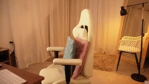 Snapshot of madisonlara chatting on 03-01-26, 05:04 madisonlara online show from 03-01-26, 05:04