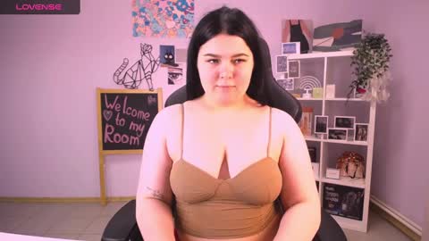 madisonmongomery online show from 12-04-24, 11:41