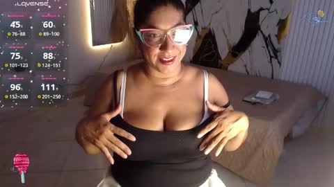 Snapshot of madisonx_ chatting on 06-02-26, 08:44 Madison online show from 06-02-26, 08:44