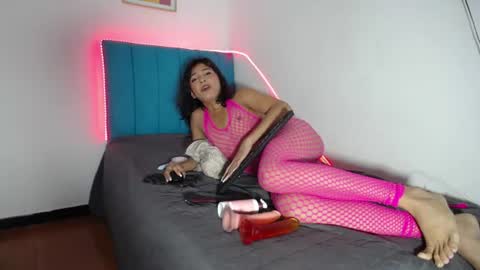 Snapshot of madisson_jones18 chatting on 07-01-26, 07:13 madisson_jones18 online show from 07-01-26, 07:13