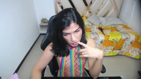 Snapshot of madisson_jones18 chatting on 07-24-26, 07:12 madisson_jones18 online show from 07-24-26, 07:12