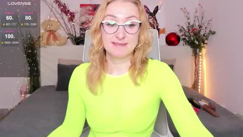 Madisson online show from 11-17-25, 01:11