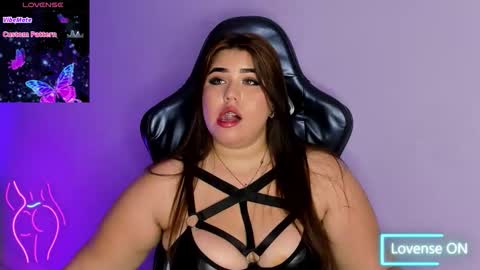 madissonlee__ online show from 12-19-25, 07:21