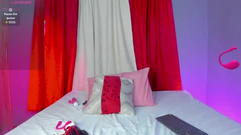 Snapshot of madissonshakur19 chatting on 04-18-26, 05:28 Madi online show from 04-18-26, 05:28