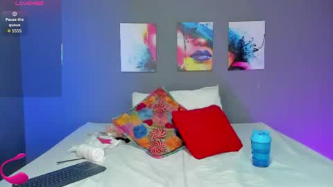 Snapshot of madissonshakur19 chatting on 06-27-26, 05:40 Madi online show from 06-27-26, 05:40