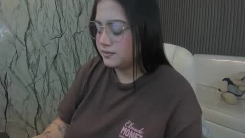 Snapshot of mady_muse chatting on 02-20-26, 03:36 MADY online show from 02-20-26, 03:36