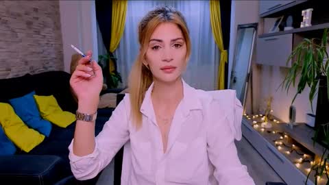 Madye Roberts online show from 12-05-25, 12:08