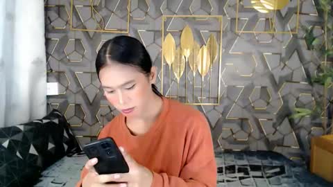 Snapshot of madys_core chatting on 12-16-25, 02:11 madys_core online show from 12-16-25, 02:11