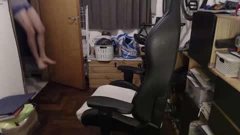 Peter online show from 02-17-25, 03:58