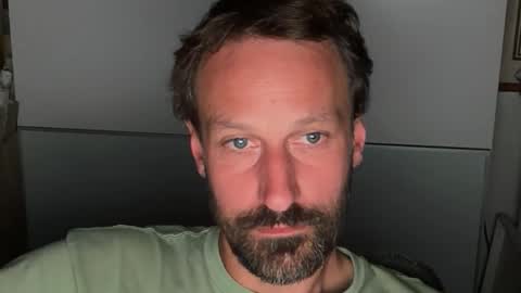 Snapshot of maenu_69 chatting on 09-21-25, 08:21 maenu_69 online show from 09-21-25, 08:21