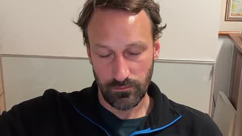 Snapshot of maenu_69 chatting on 10-12-25, 09:36 maenu_69 online show from 10-12-25, 09:36