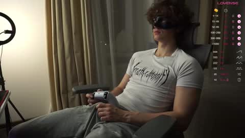 Mike XMaestro 3369 online show from 11-17-25, 09:31