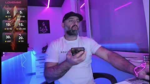 Magabear online show from 11-22-25, 08:46