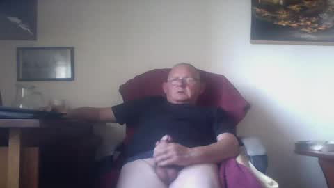 Snapshot of magellan22 chatting on 07-13-26, 03:26 magellan22 online show from 07-13-26, 03:26