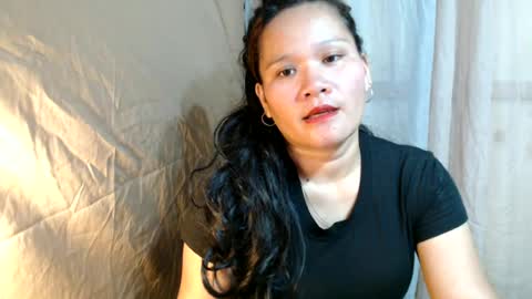 Snapshot of mages_1995 chatting on 06-27-26, 04:17 mages_1995 online show from 06-27-26, 04:17