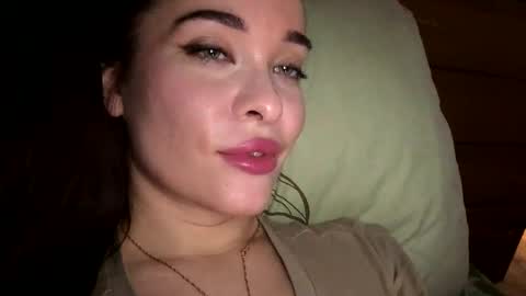 magggg658318 online show from 11-20-25, 05:12