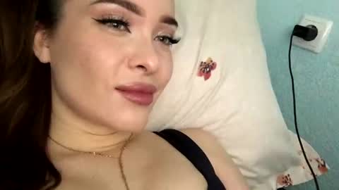Snapshot of magggg658318 chatting on 07-06-26, 01:19 magggg658318 online show from 07-06-26, 01:19