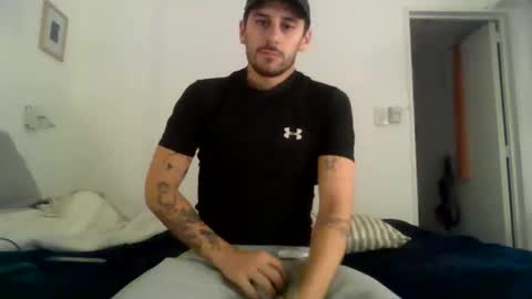 Snapshot of maggicboy29 chatting on 06-04-26, 03:56 maggicboy29 online show from 06-04-26, 03:56