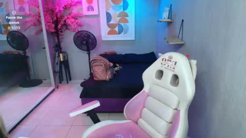 Snapshot of maggy_t18 chatting on 06-02-26, 03:19 Maggy online show from 06-02-26, 03:19