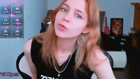 Snapshot of magic_bella chatting on 07-22-26, 12:41 Bella online show from 07-22-26, 12:41
