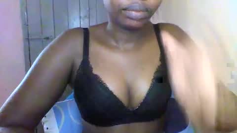 Snapshot of magic_bliss chatting on 06-05-26, 06:31 Bliss online show from 06-05-26, 06:31