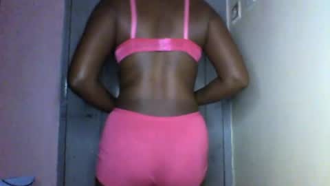 Snapshot of magic_bliss chatting on 06-14-26, 01:36 Bliss online show from 06-14-26, 01:36